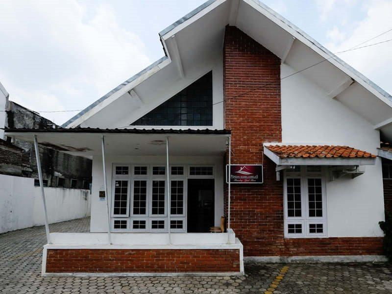 Reddoorz Near Moro Mall Purwokerto Eksteriør billede