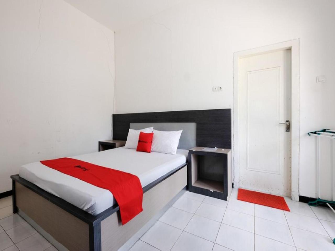Reddoorz Near Moro Mall Purwokerto Eksteriør billede