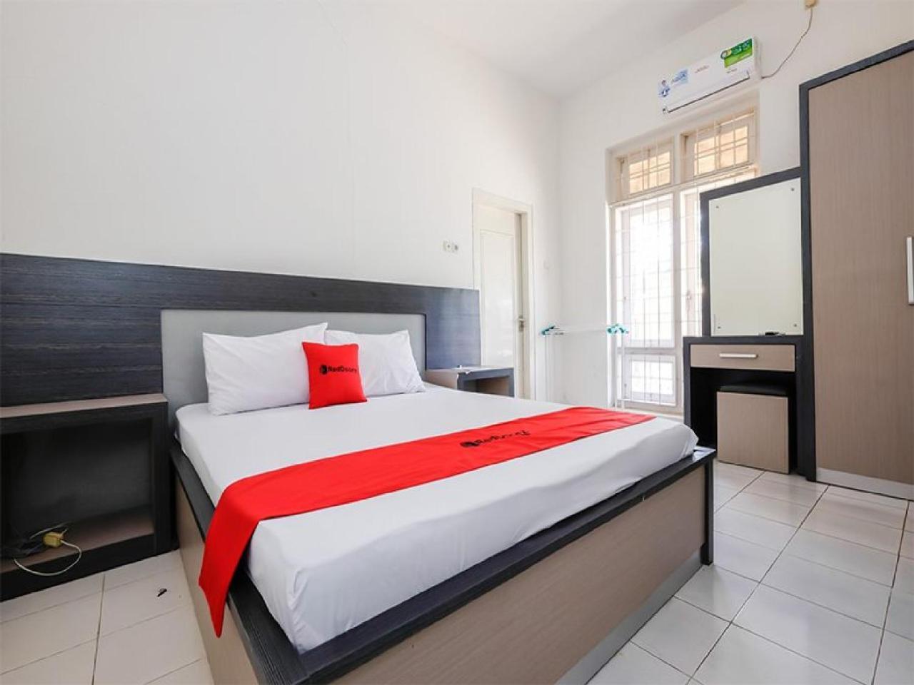 Reddoorz Near Moro Mall Purwokerto Eksteriør billede